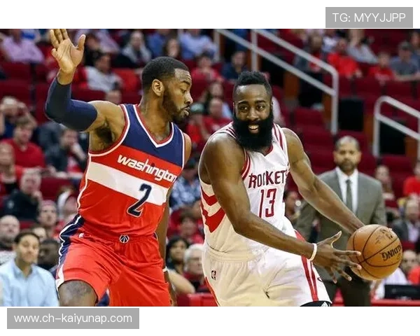 哈登三双仍难救主,火箭的困境与未来之路