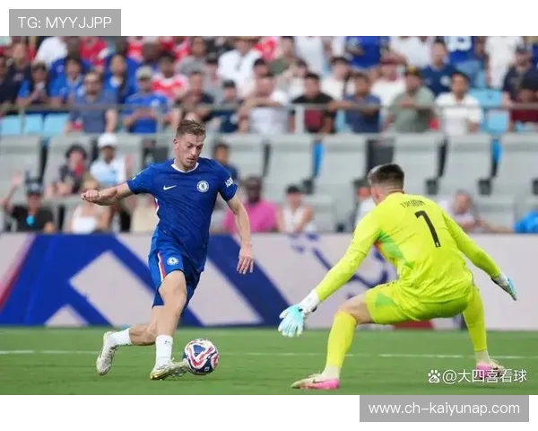 切尔西开价英超劲旅主力，遭对方拒绝