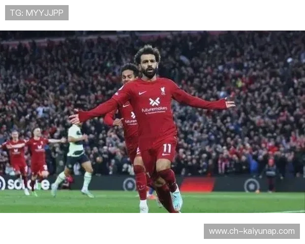 利物浦对抗反弹力度大，中场强势拦截带来多次推进机会